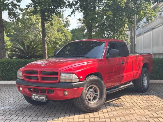 DODGE DAKOTA 5.2 R/T 4X2 CE V8 16V GASOLINA 2P AUTOMÁTICO